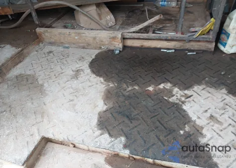 2017 Ford Transit T-250 z USA, uszkodzony, nr VIN 1FTYR2ZM9HKB13231